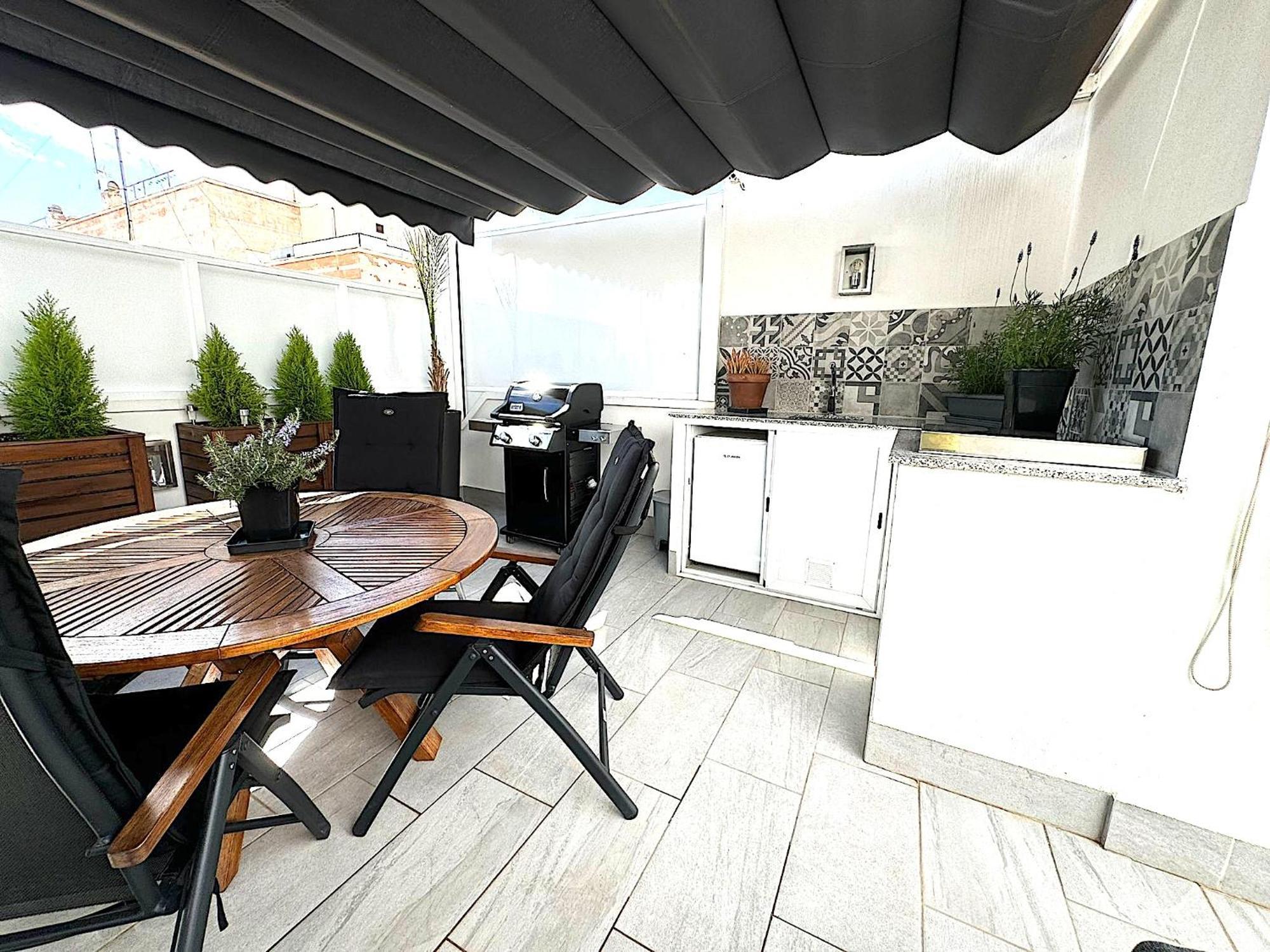 Atico Con Jacuzzi Privado , 1 Min Walk De Playa Levante ซานตาโปลา ภายนอก รูปภาพ