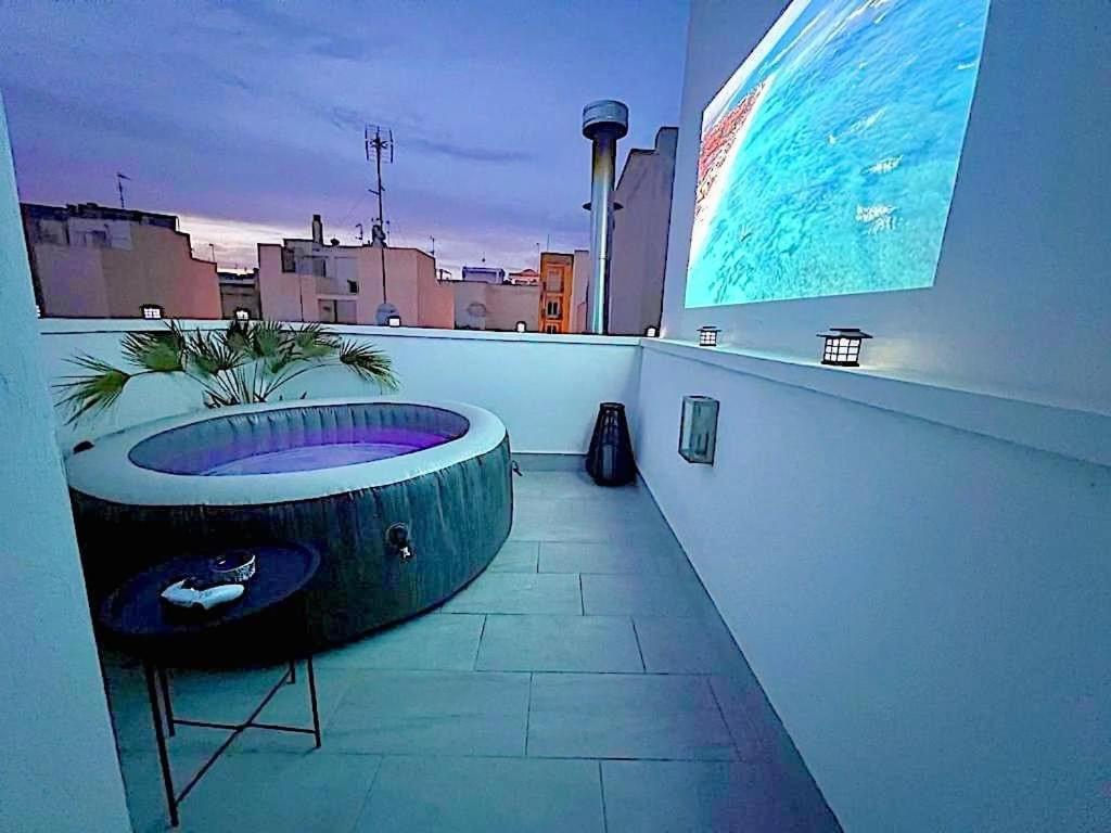 Atico Con Jacuzzi Privado , 1 Min Walk De Playa Levante ซานตาโปลา ภายนอก รูปภาพ